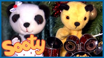 Sing Along to Jingle Bells! 🎄| Christmas Special | The Sooty Show