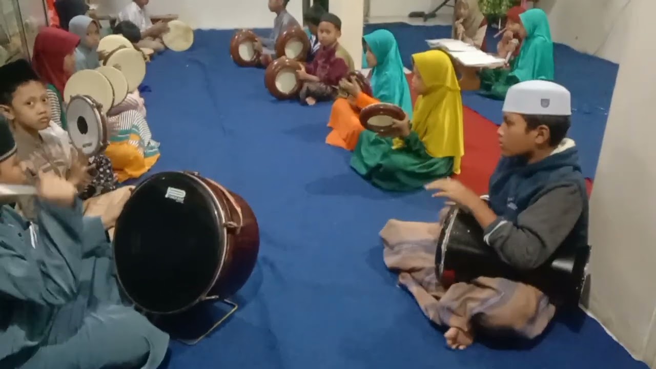 latihan (Roqot Aina) Santri2 TPQ QURROTA A'YUN