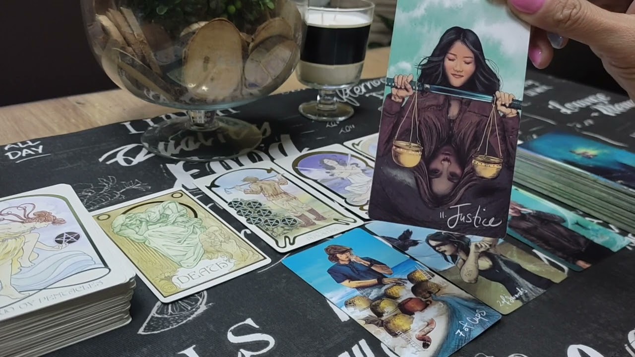 💜Намерения и действия към Вас от намисления човек 🤍 #таро #рийдинг #гледаненатаро #тарокарти