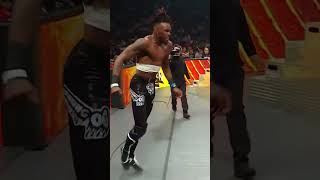 This match has been PHYSICAL 😱 #SmackDown