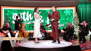 Video voorbeeld van "Seth MacFarlane and Liz Gillies Talk Holiday Album and Perform 'That Holiday Feeling' | The View"