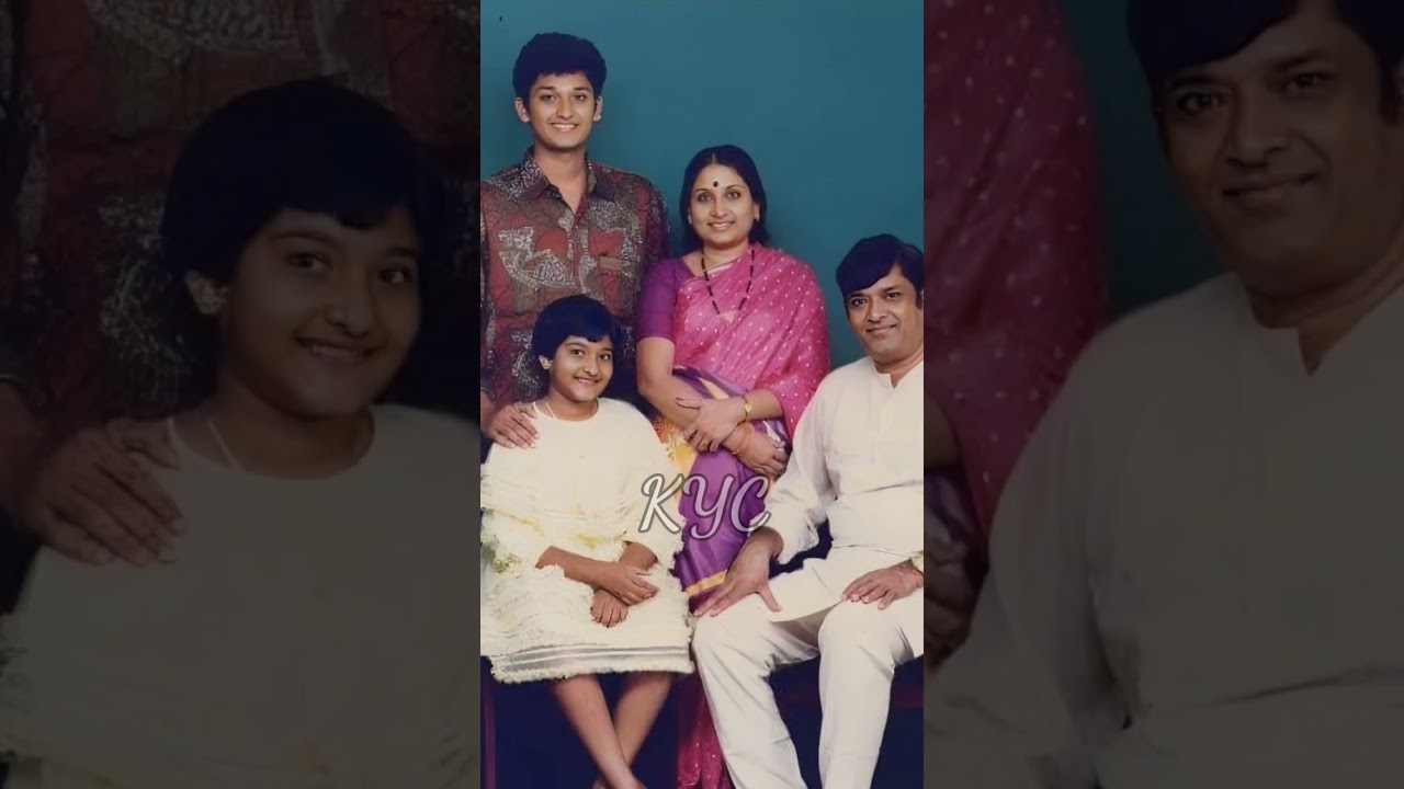Veteran Singer Ramakrishna's Family Pic • 