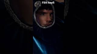 Qven Son Anda Yetişiyor . Merlin 1Ci Bölüm