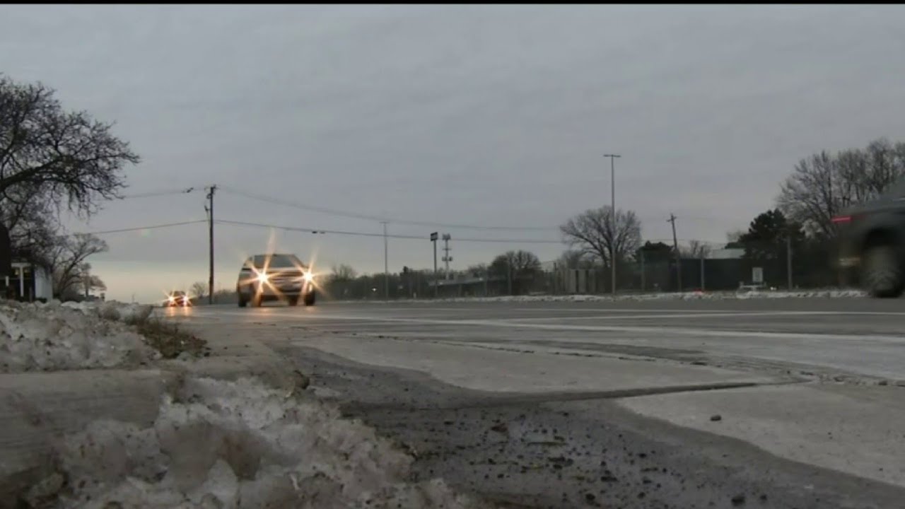Road crews preparing for expected wintry mix Saturday evening - YouTube