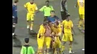 Noh Alam Shah / Daniel Bennett incident at Singapore Cup Final 2007