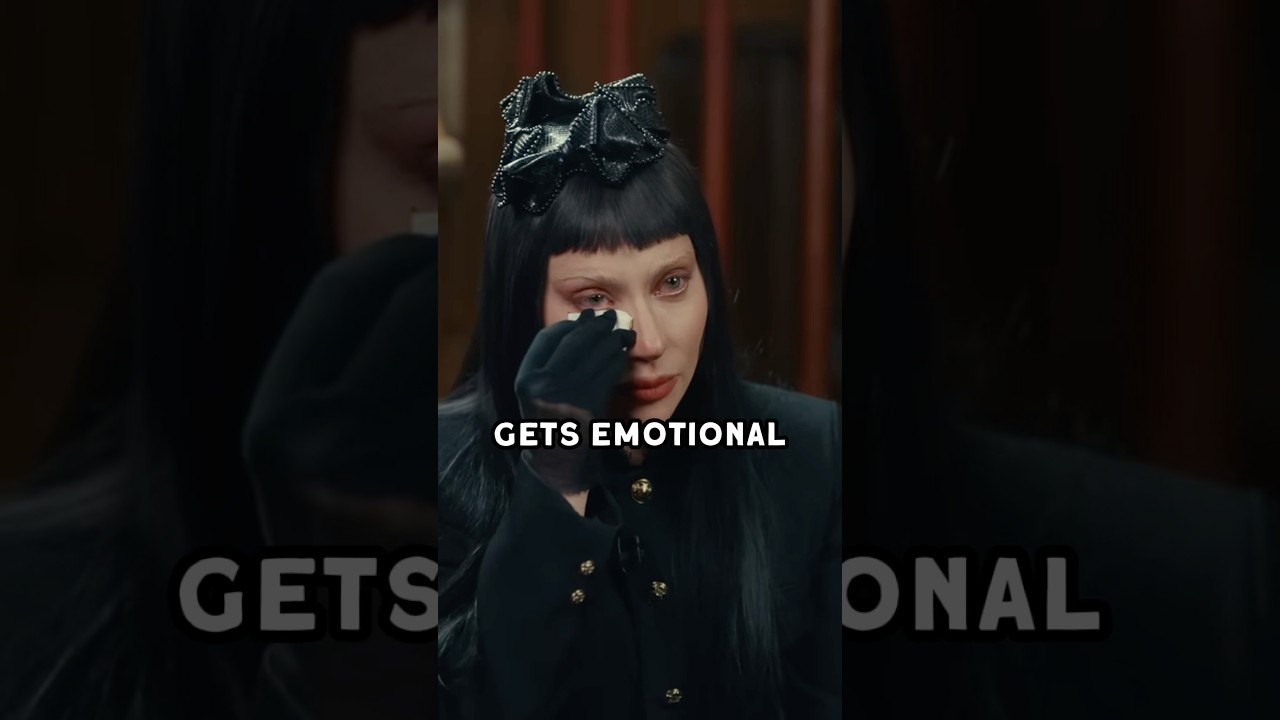 Леди Гага расплакалась после этого вопроса 