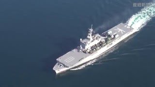PAC3などを積み沖縄へ　広島沖を航行する「おおすみ」