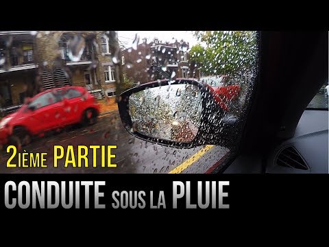 Vidéo: Pourquoi est-il difficile de voir la chaussée depuis une voiture par une nuit pluvieuse ?