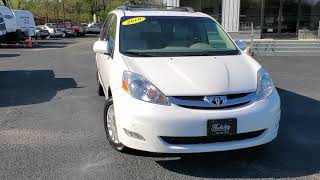 2010 Toyota Sienna XLE Limited AWD CARFAX Certified 1-Owner