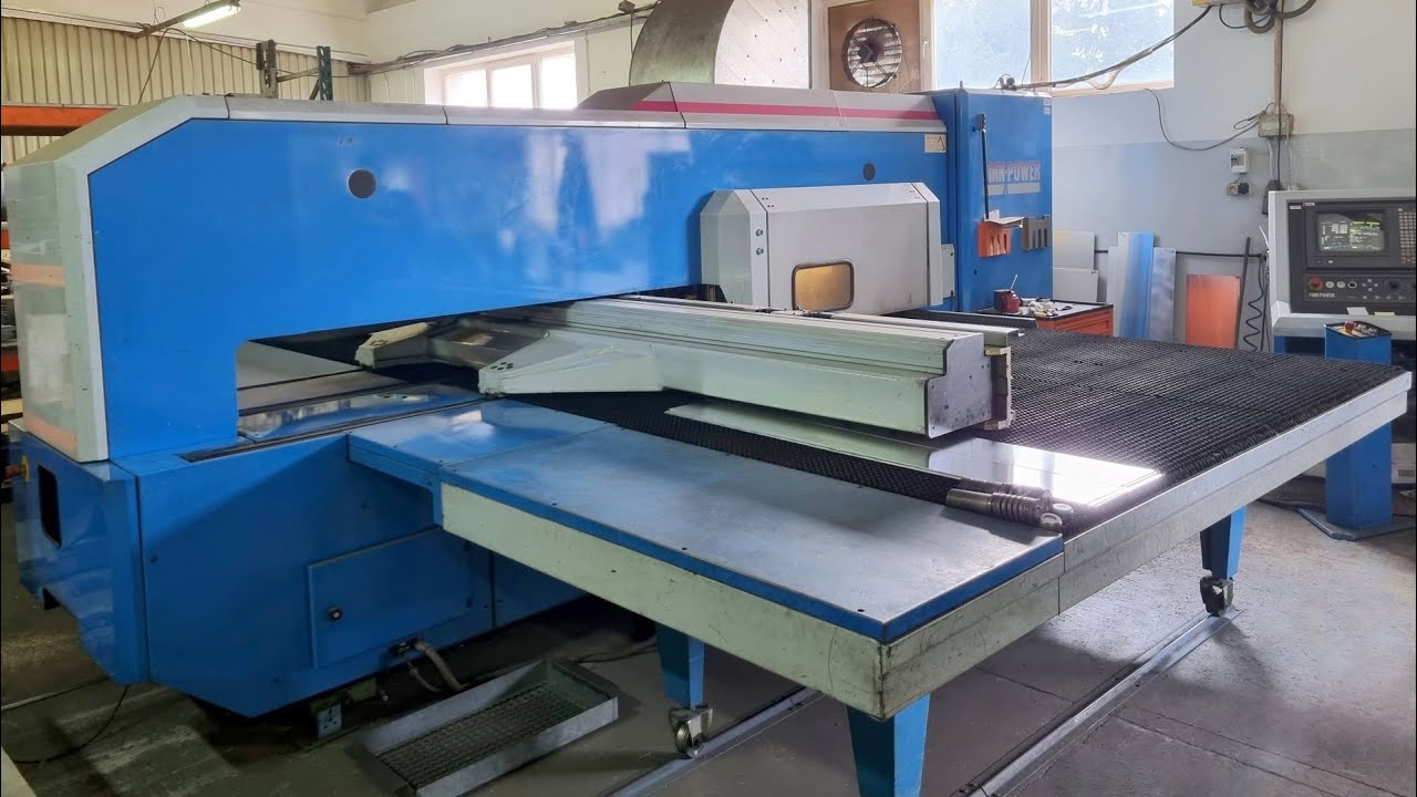 Wykrawarka do blachy FINN-POWER A5-25 FB