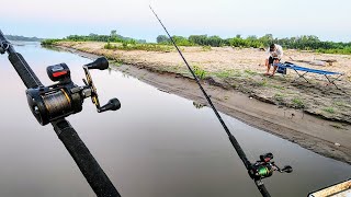 MONSTER FISH Live By This SANDBAR ISLAND!! (Full Moon Fishing)