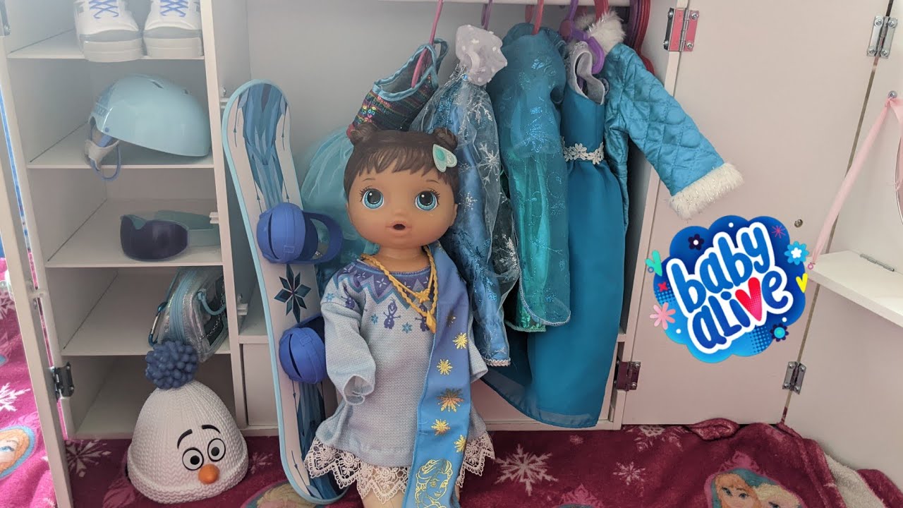 Baby Alive Dolls Disney Frozen Elsa's Room with Closet Tour! Cute