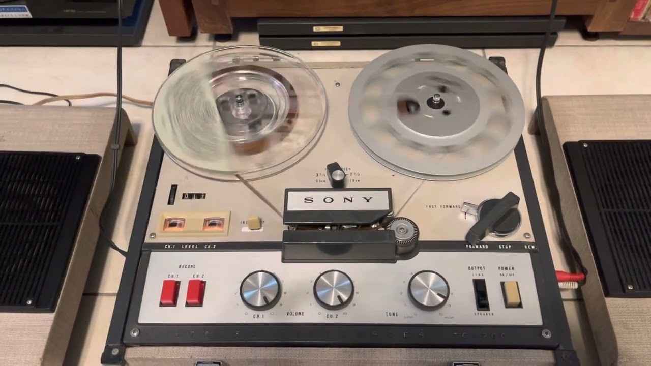 SONY TC-200 REEL TO REEL TAPE RECORDER 