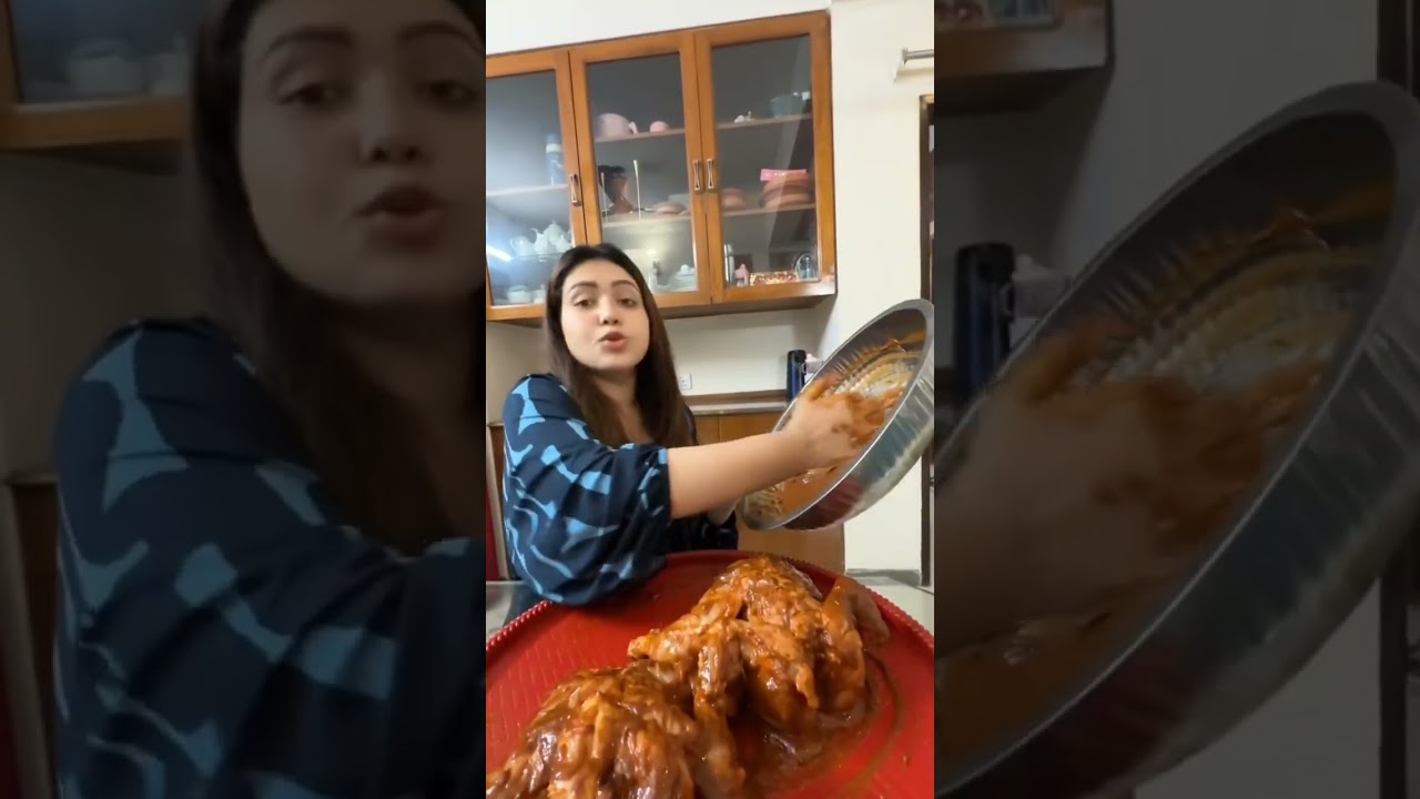 কোন প্রকারের তেল ছাড়া আস্ত দুইটা মুরগি ফ্রাই করলাম😋 