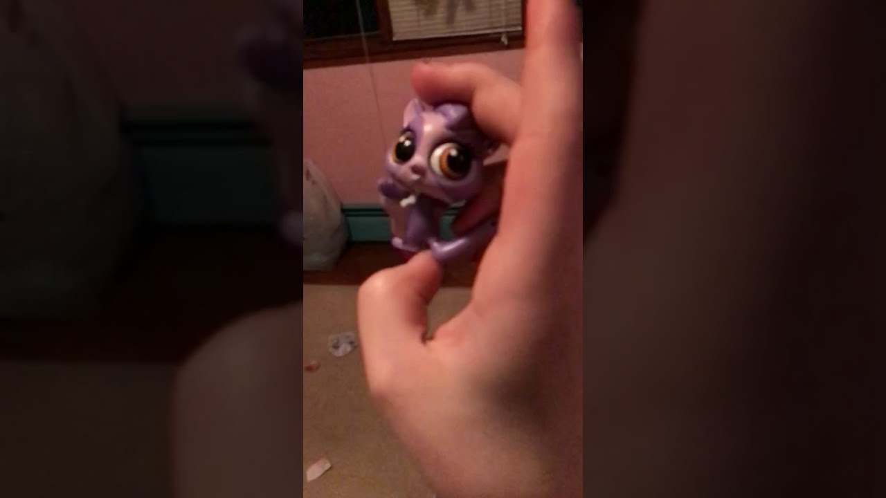 Throwing LPS in slow motion Episode 1 Bingo Blueberg.