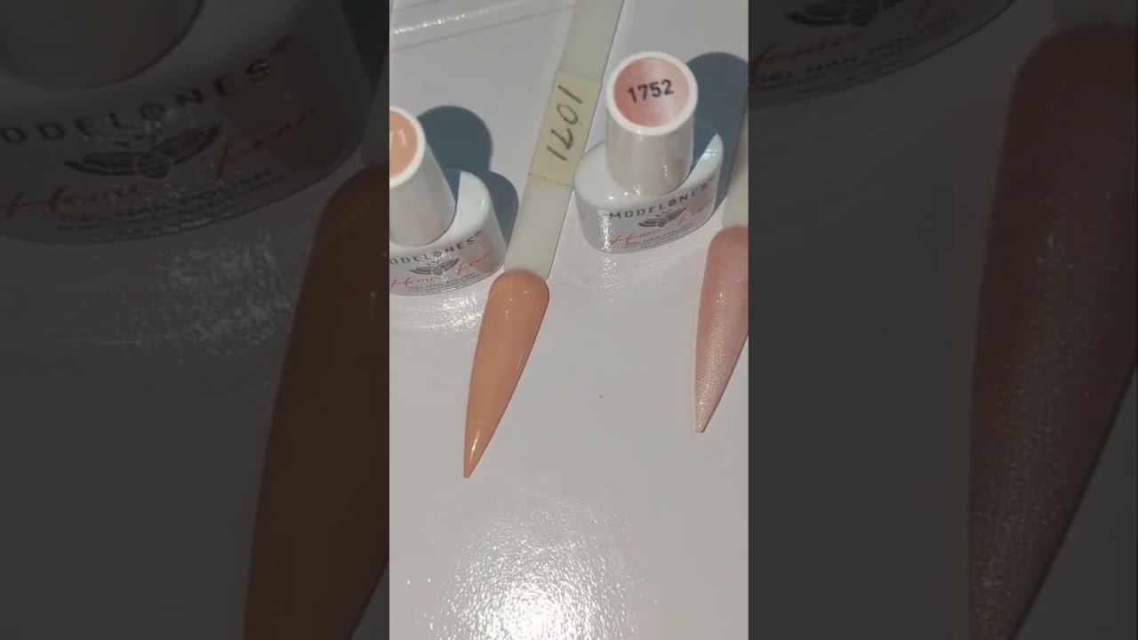 Modelones Hema free gel nailpolish! 