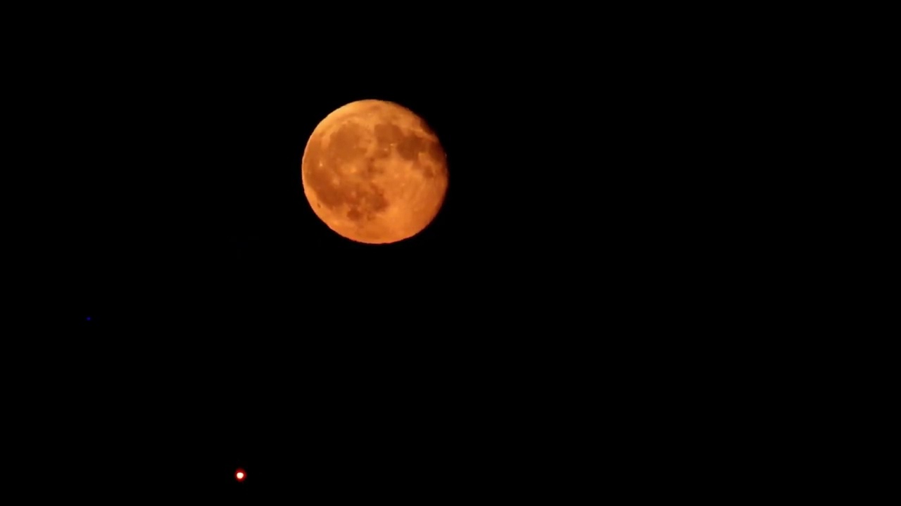 August 10, 2025 Sturgeon Moon Over Lake Ontario at Cobourg