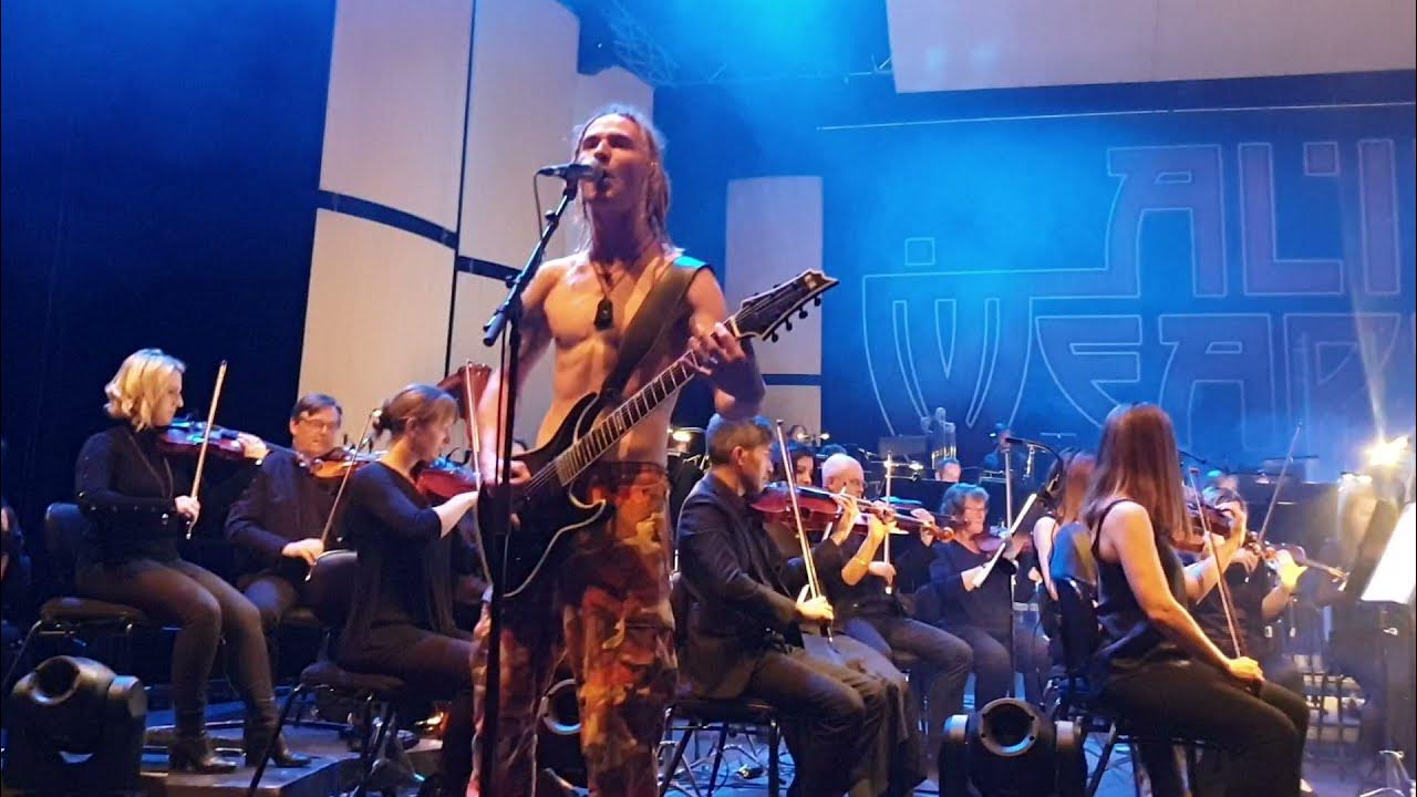 Alien Weaponry & NZSO - Holding My Breath - Live at Claudelands Hamilton New Zealand - 22/5/2021 Alien Weaponry & NZSO - Holding My Breath - Live at Claudelands Hamilton New Zealand - 22/5/2021