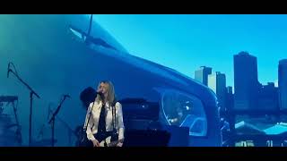 Kim Gordon (Sonic Youth) - Earthquake (5/7) Live La Gaite Lyrique Paris 20220530 215833 HD