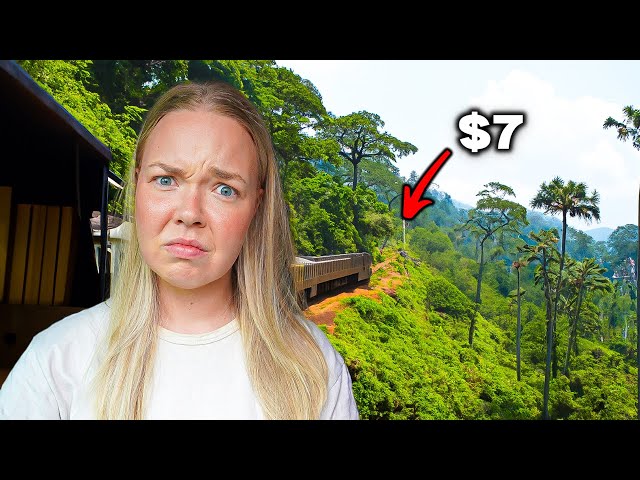 Travel vlog - I Took a First Class Train in Sri Lanka 🇱🇰