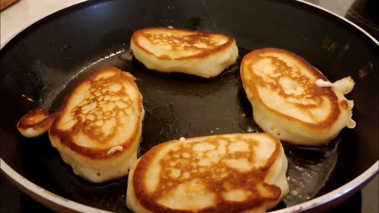 Печем вкусные пышные оладьи на кефире с яблочным припёком! - YouTube