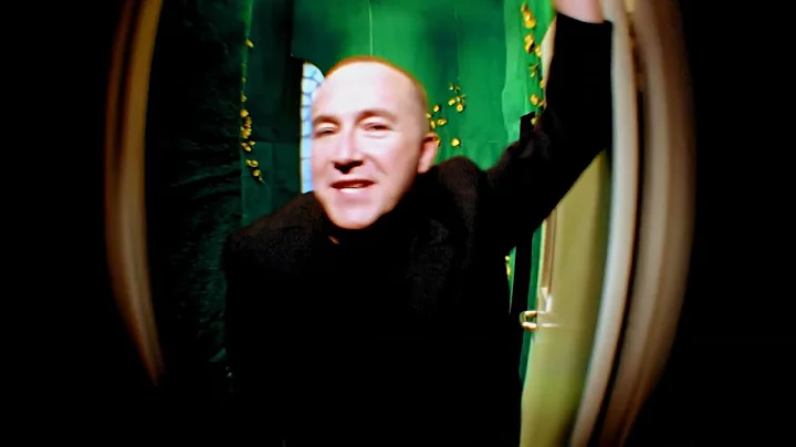 Grant McLennan - Simone and Perry