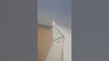 لحظات قبل الهبوط في مطار القاهرة الدولي الفيديو الثالث عشر 
