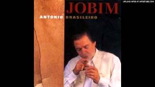 Radamés y Pelé - Antonio Carlos Jobim - Antonio Brasileiro (1994) chords