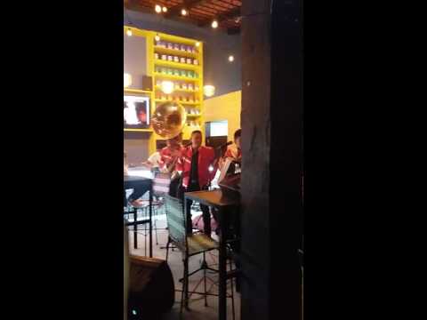 Norteño Cantaros Locos