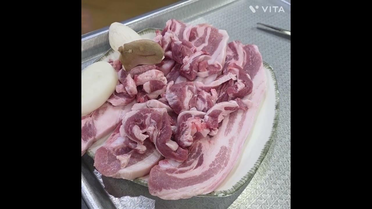 돌판에 구워 먹는 삼겹살과 시래기 된장찌개 — 쿠킹라임 레시피 썸네일
