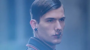 "MindQuake" a film by Aaron Olzer for MFF