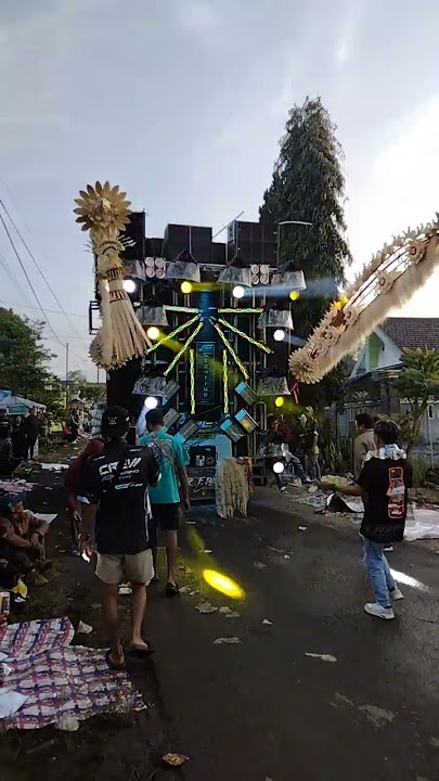 Lare jangkung Audio, #larejangkungaudio #karnavalsimojayan #karnavalmalang #soundkarnaval #shorts
