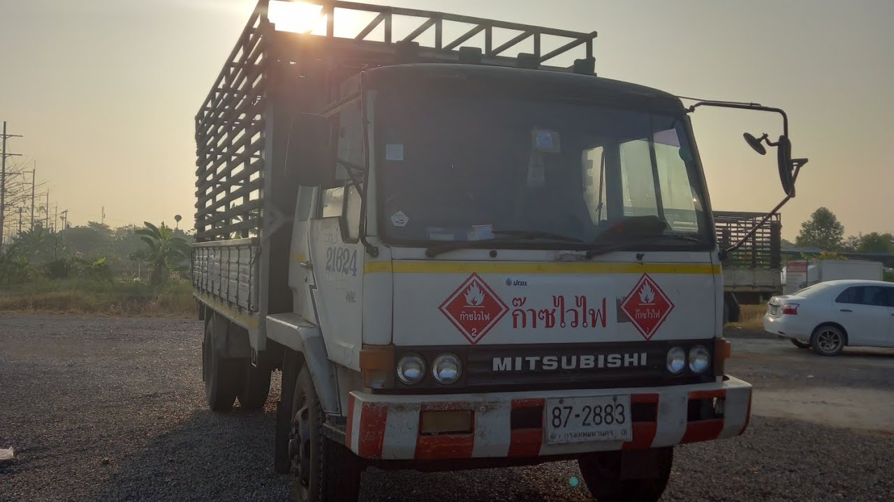 หกล้อมือสอง มิตซูฟูโซ่280,000โทร0983816880