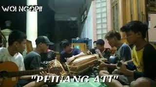 #cover#Lagu Pejuang Ati-Maxtube Gangs versi jaipong cover by:woi ngopii