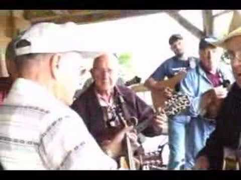 Family Who Prays - Bluegrass Jam - Townsend, TN, 5-3-08