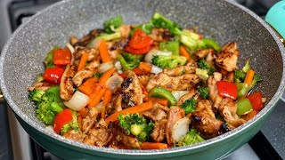 EASY Chicken Stir-Fry with Rice Noodles Recipe