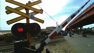 2020 & 2018 Perlintasan Kereta Api Cikampek