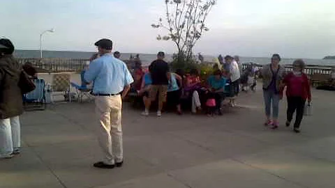 VID-20140816-000...