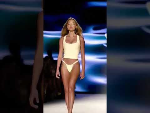 Модель с Красивой Улыбкой | Подпишись! #shorts #девушка #модель