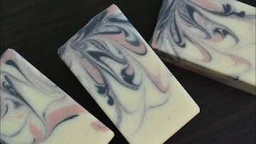 Lemongrass and Lavender Essential Oil Soap Making | Heat Transfer Method
