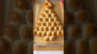 Pull-Apart Christmas Tree 🥖🎄