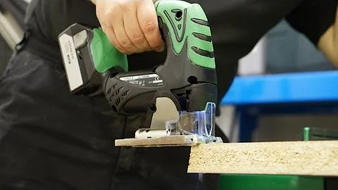 Hitachi CJ18DSL 18v Cordless Jigsaw with 4Ah batteries