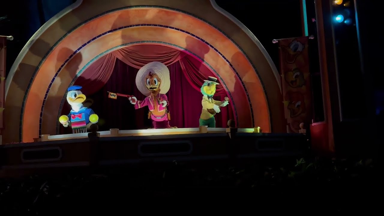 Gran Fiesta Tour Starring The Three Caballeros 三人の騎士のグラン・フィエスタ・ツアー