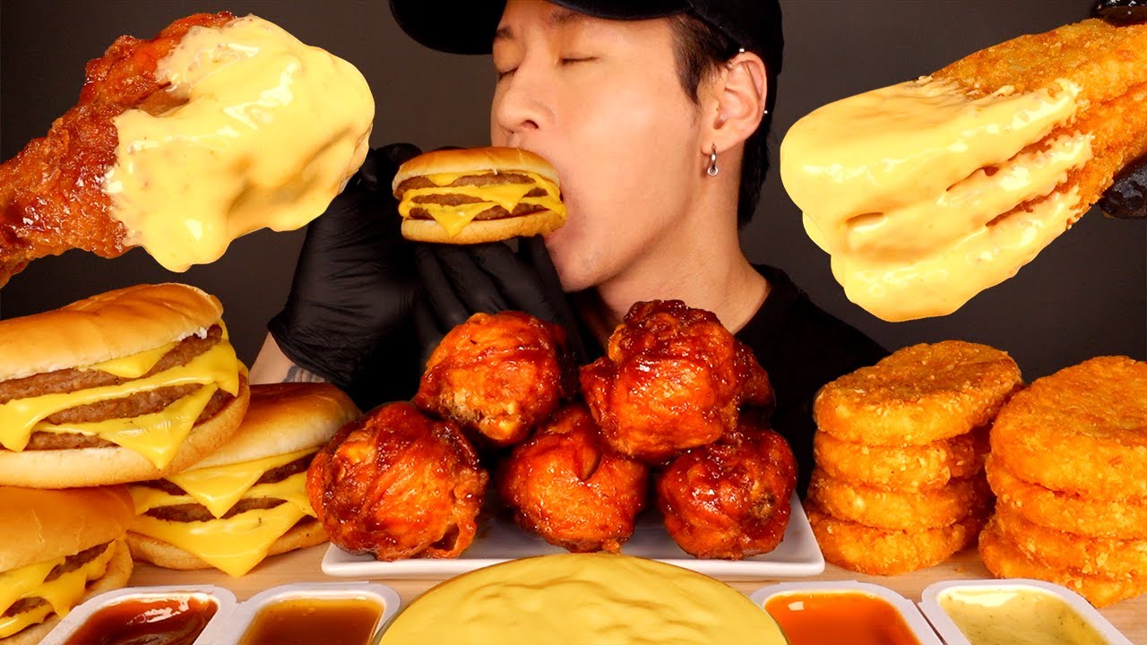 ASMR CHEESY BBQ CHICKEN & TRIPLE CHEESEBURGERS & HASH BROWNS (No Talking) EATING SOUNDS