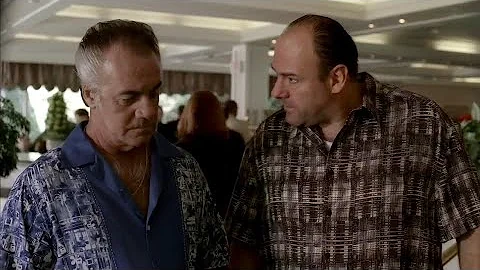 The Sopranos - Tony Soprano flees to Miami