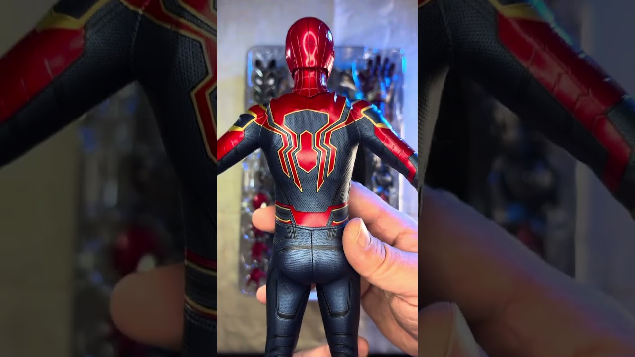 UNBOXING. HotToysMMS761 Avengers Endgame 1/6th Scale Iron Spider Collectible Figure Sculpted Version