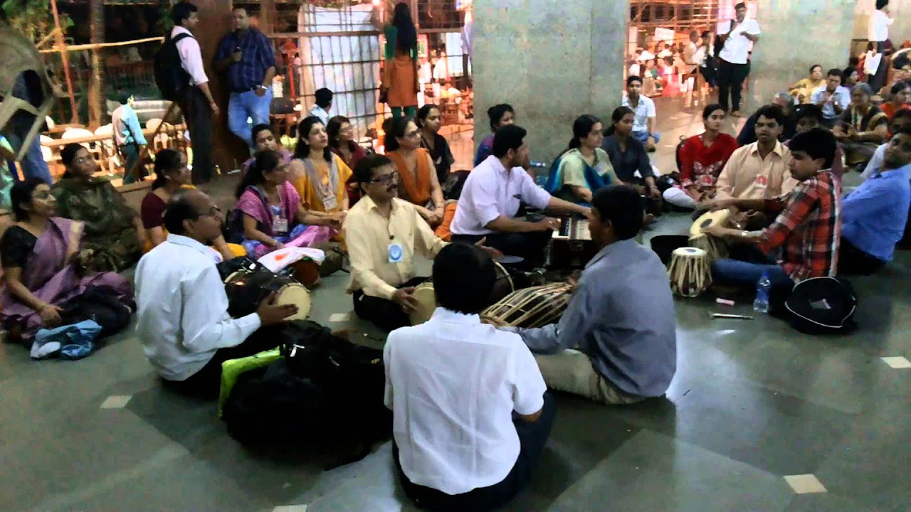 Chakrapani Aniruddha Gajar Thursday 11 July 2013  Aniruddha Bapu song  Upasana  Gajar