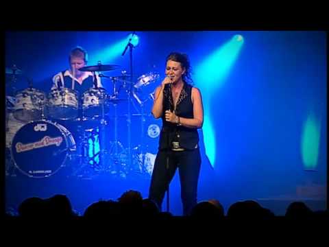 Danser Med Drenge Griber Du Mig Når Jeg Falder