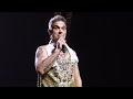 ROBBIE WILLIAMS - (welcomes lady back from the toilet) - Royal Arena, Copenhagen [Feb 27, 2023]