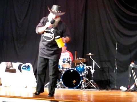 UNCLE MOSHE Chal Hamoed  Succos 2008